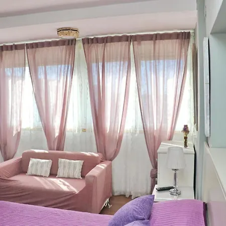 Apartament Becquer